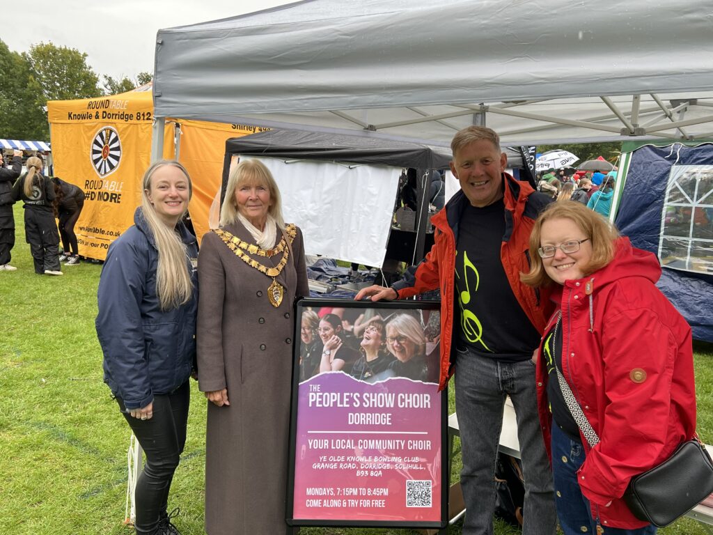 The People's Show Choir Dorridge meets the Mayor